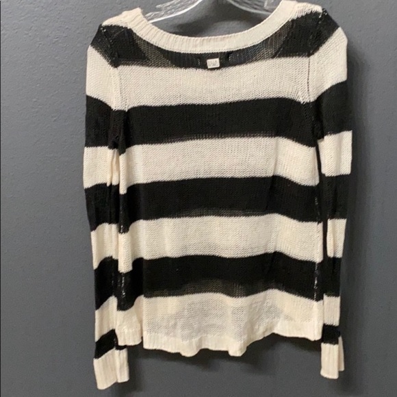 Billabong Sweater - Picture 2 of 5